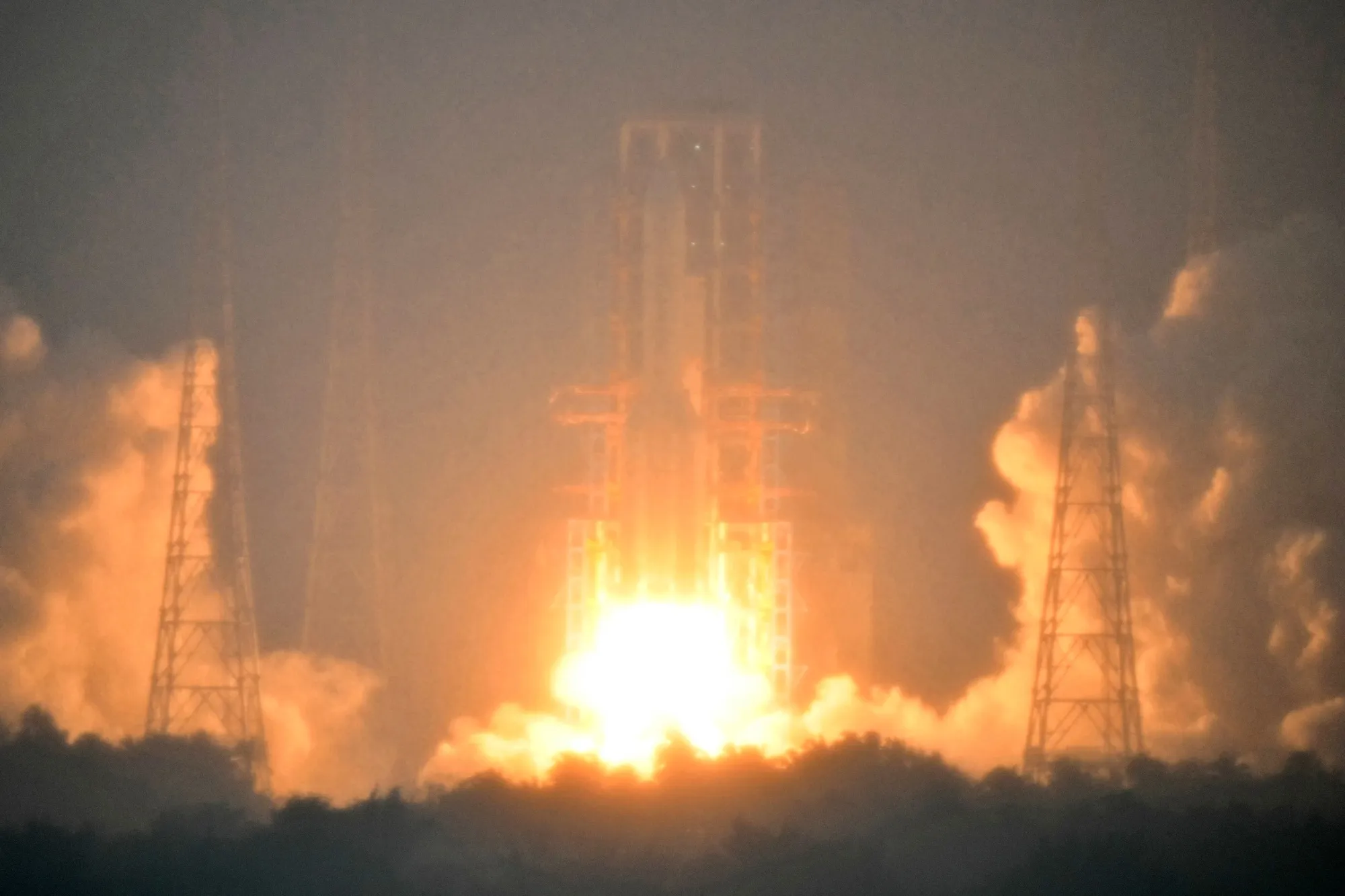A Long March 5 rocket, carrying the Chang'e-6 mission lunar probe, lifts off from&nbsp;China's Hainan Province on May 3.