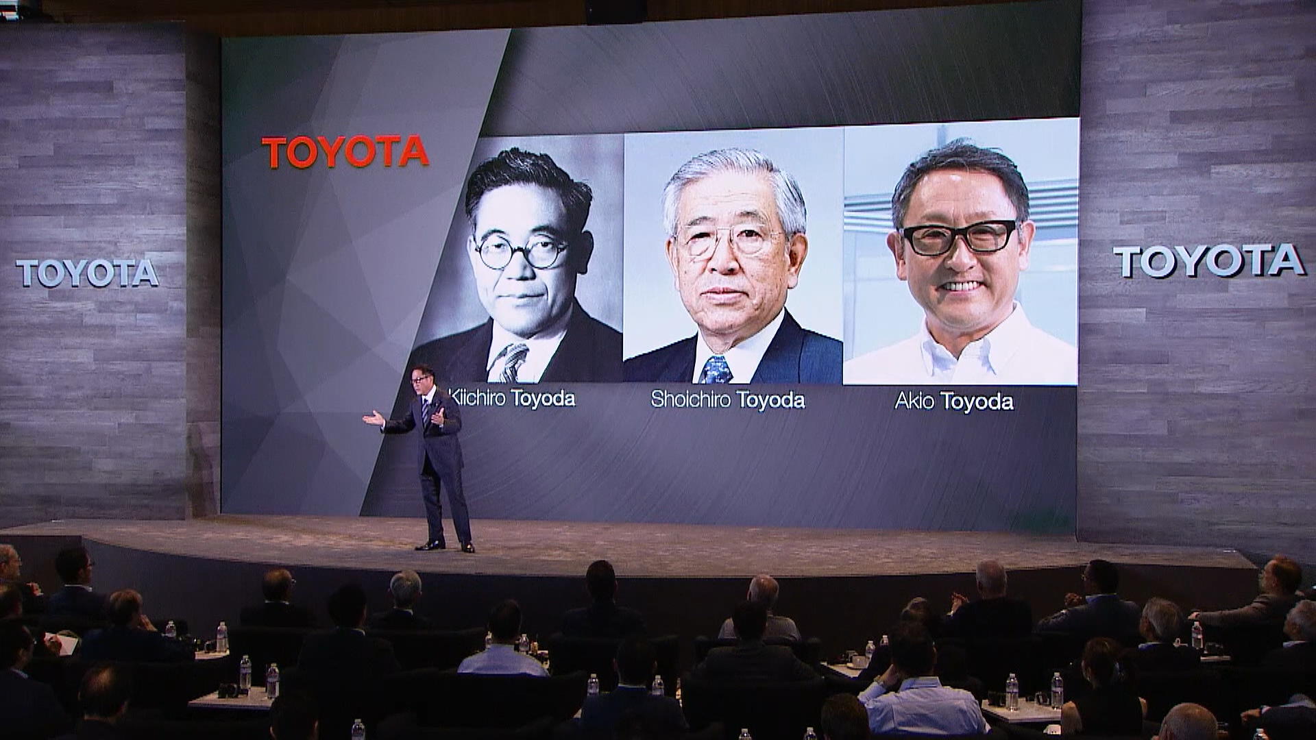 Watch Toyota's Akio Toyoda Speaks at Investor Meeting - Bloomberg