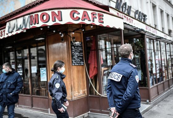 Restrictions Ease in U.S.; No Lockdown for France: Virus Update