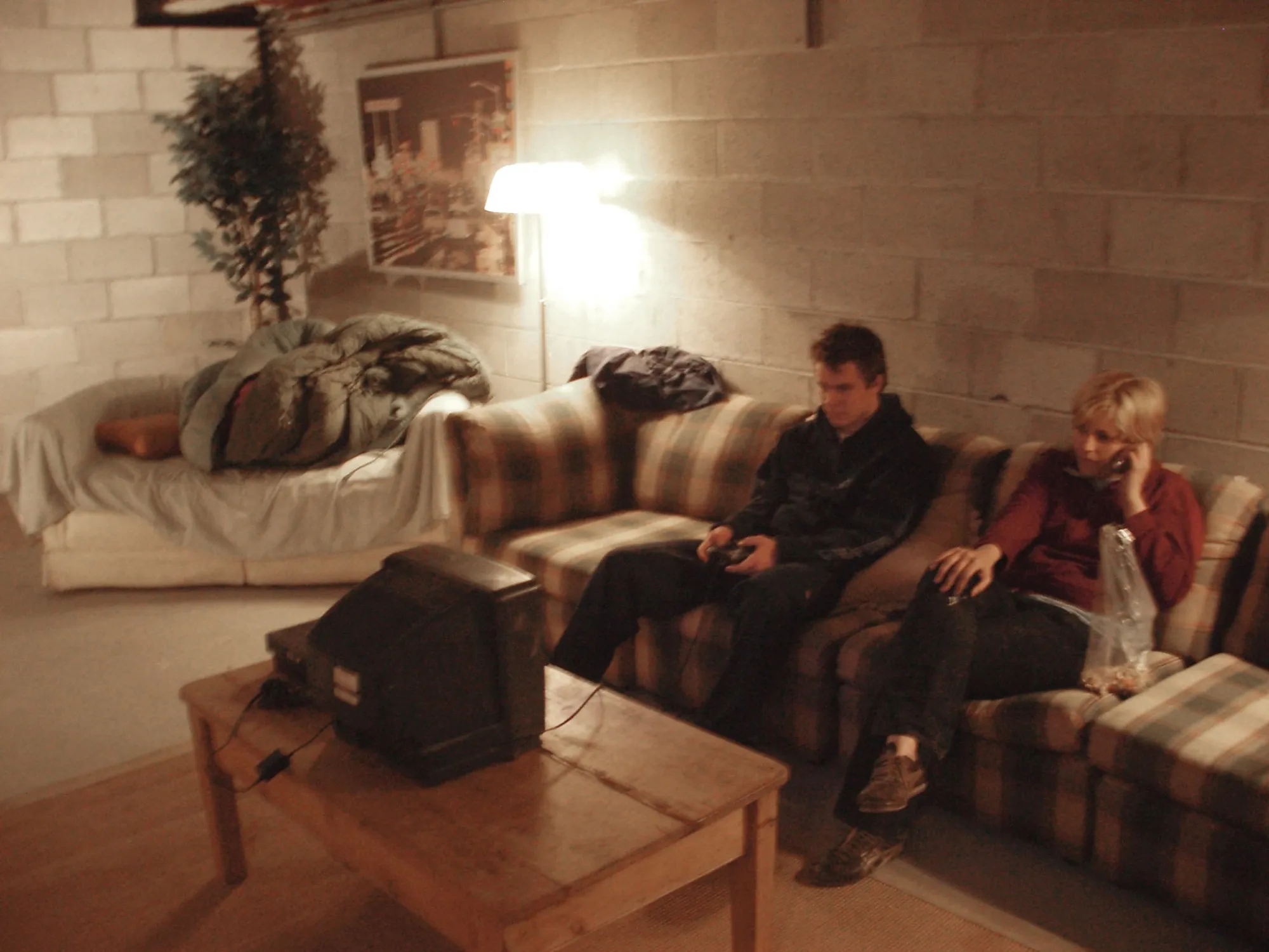 A secondhand couch, a PlayStation and some plants: all artists need for a secret dwelling inside a shopping mall.&nbsp;
