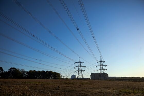 Hydrogen Goes Nuclear as U.K. Reactor Pivots Toward Renewables
