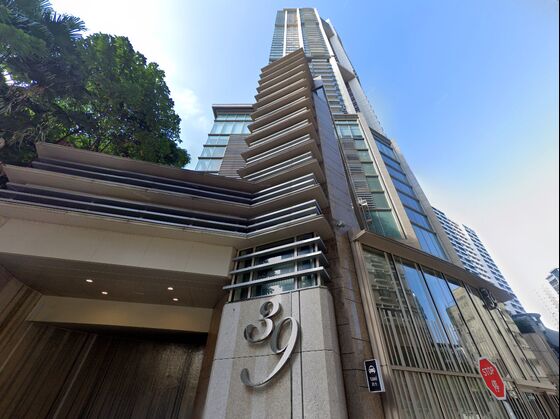HNA in Court in Hong Kong Over Unpaid Dues on $23 Million Luxury Apartment