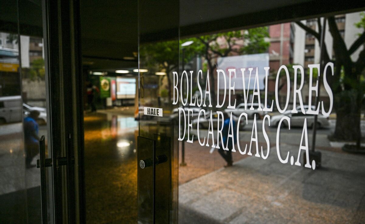 assets.bwbx.io image