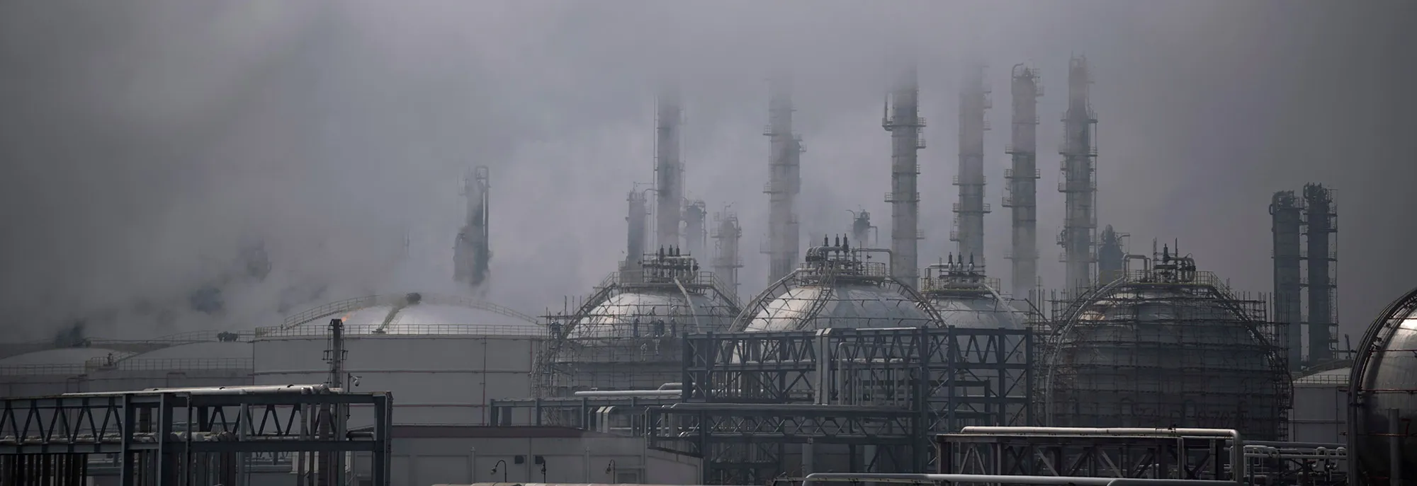 TOPSHOT-CHINA-ECONOMY-OIL