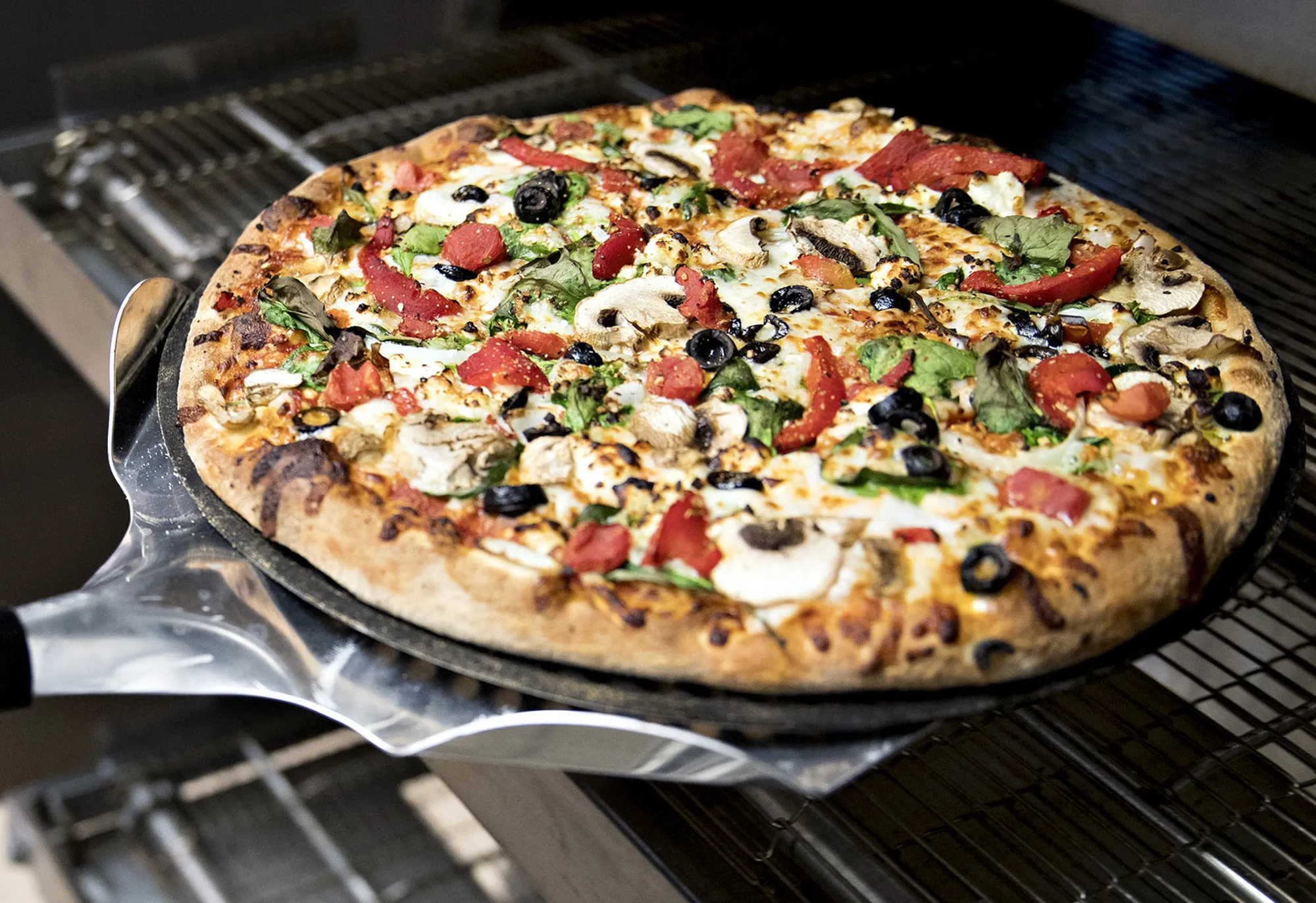 Bill Ackman Builds Stake in Domino's Pizza ($DPZ), Owns Roughly 6% ...