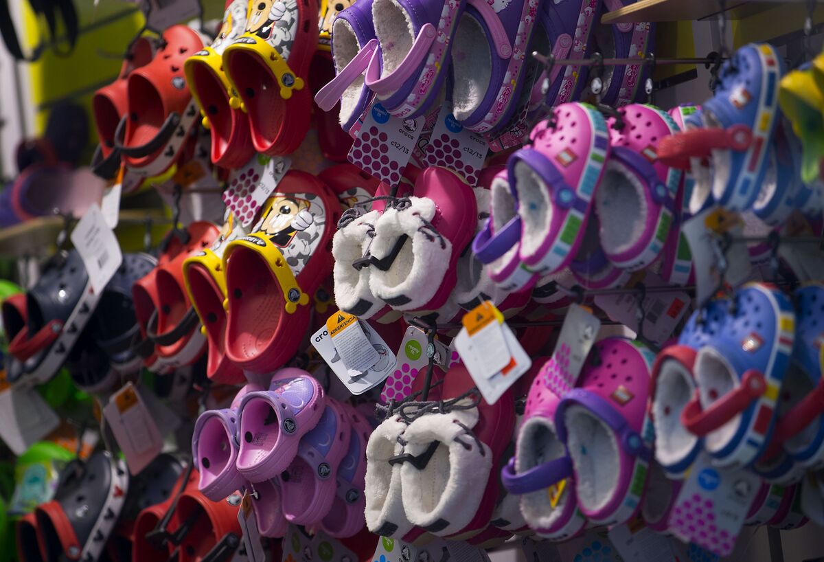 Crocs Hits Junk-Bond Market To Fund (CROX) Stock Buybacks - Bloomberg