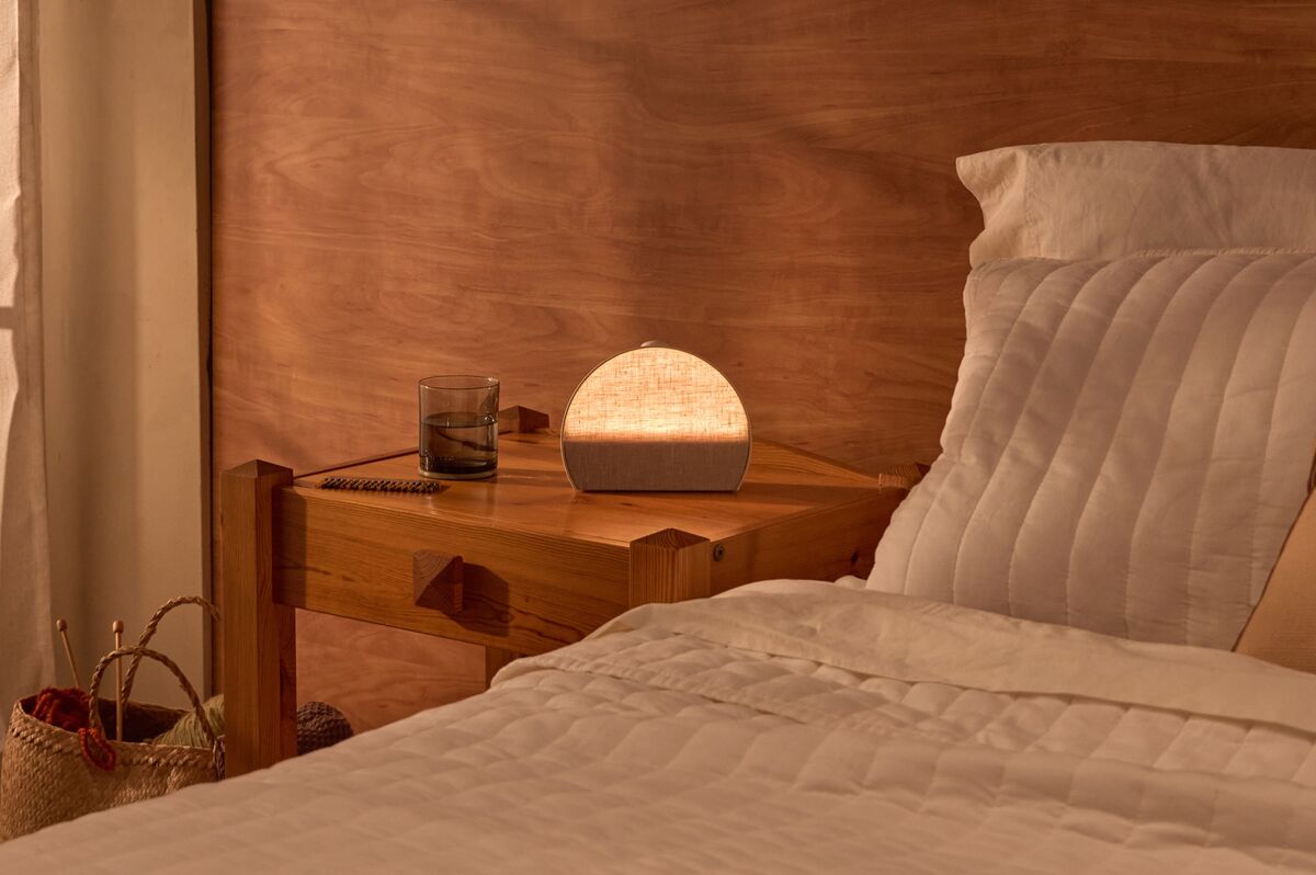 Hatch’s New Bedside Sleep Clock Wirelessly Tracks Sleep Quality