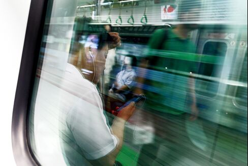 Guerilla Ads on Mobiles Harm Innovation, Security Provider Says