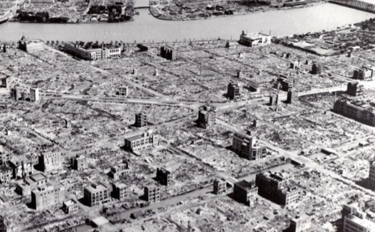 What Tokyo Looked Like In 1945 Bloomberg