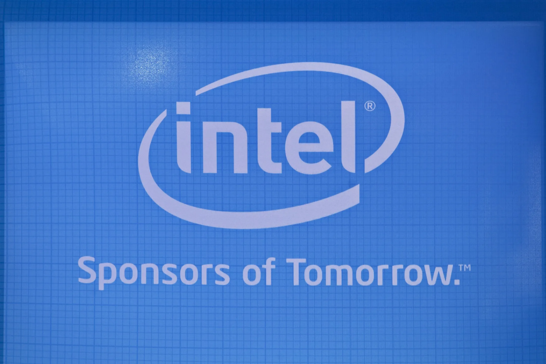 For the good of Intel,&nbsp;and the U.S.,&nbsp;a&nbsp;breakup may be the best choice.