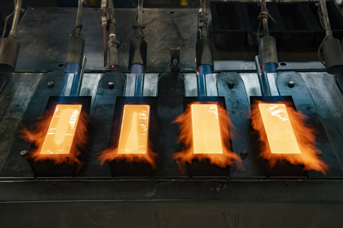 Harmony Gold Profit Doubles on Soaring Prices Despite Hedge Loss