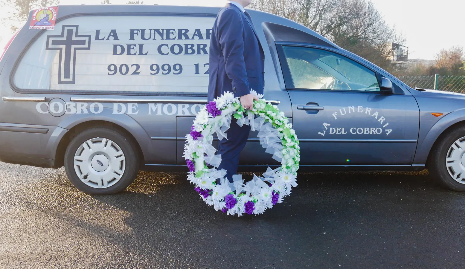 One of the fake hearses of&nbsp;La Funeraria del Cobro, or Undertaker of Debt Collection.