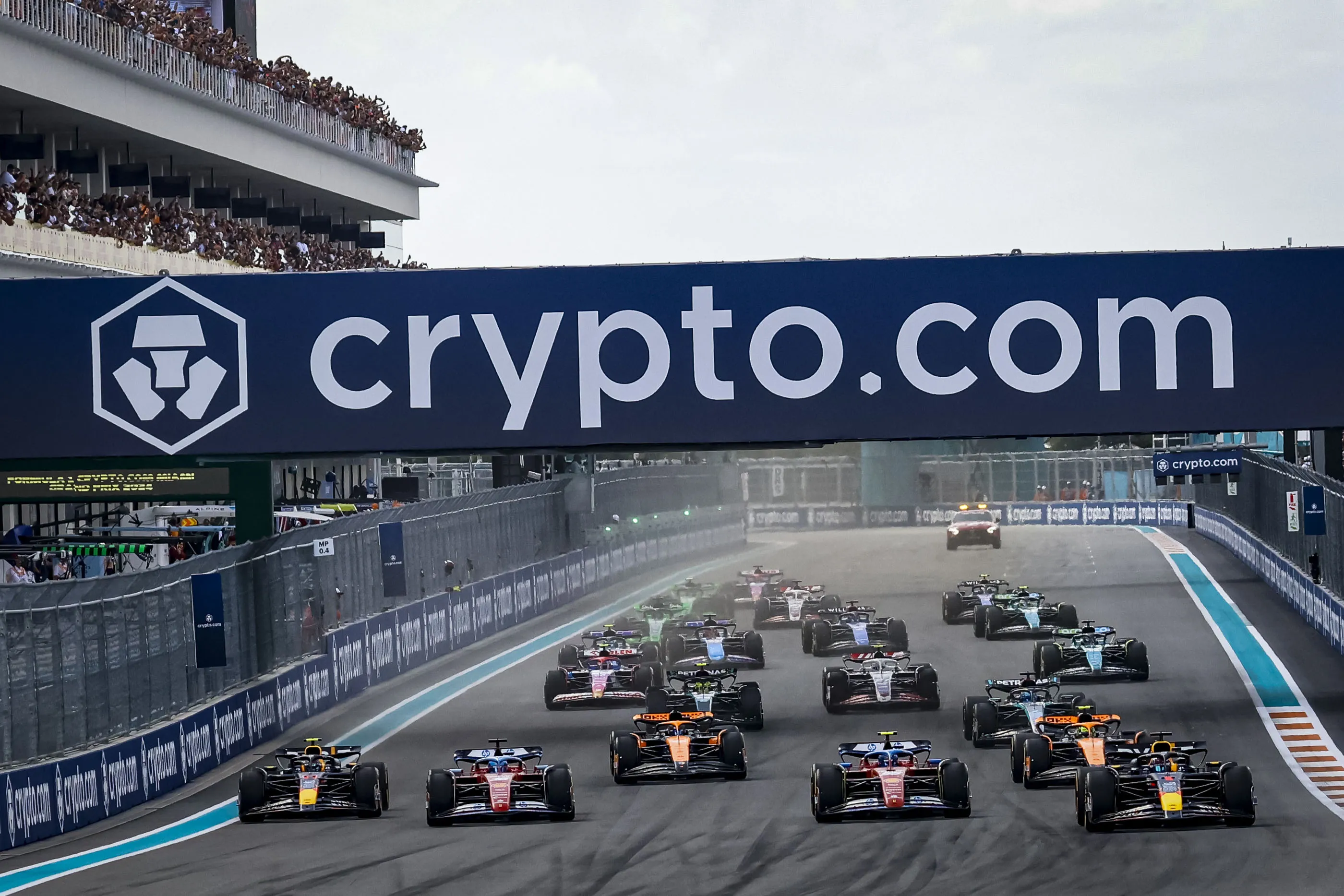 Miami Bounces Back For McLaren Upset Win at Third F1 Grand Prix - Bloomberg