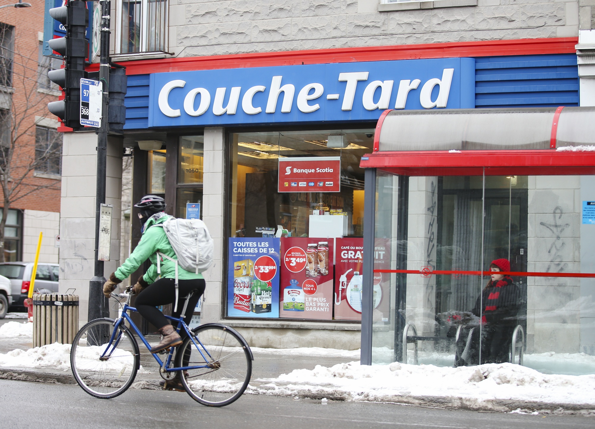 Couche-Tard takes up the challenge in the face of French obstacles to takeover bids