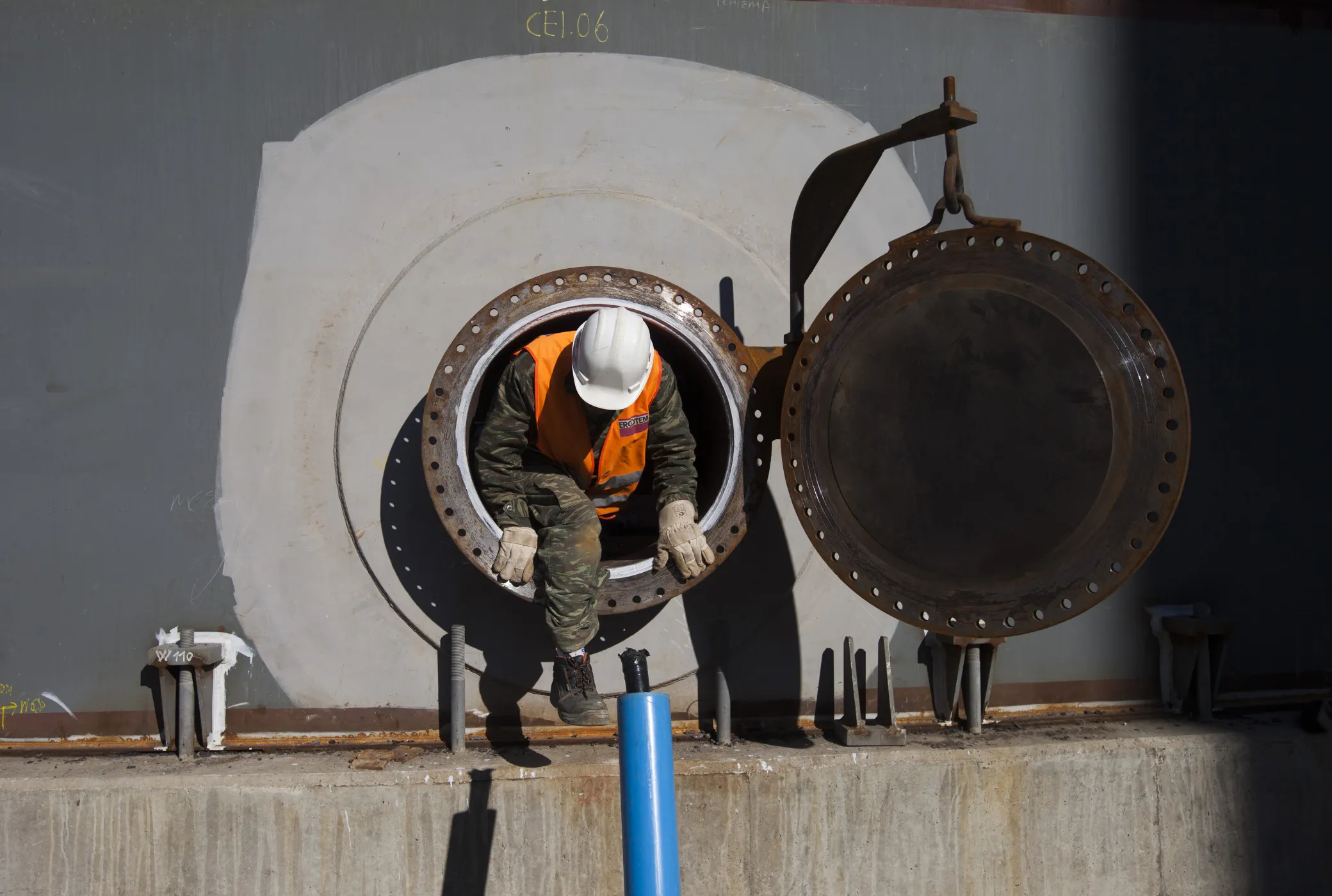 Tour Of  The VTTV Oil Storage Terminal In Vasiliko
