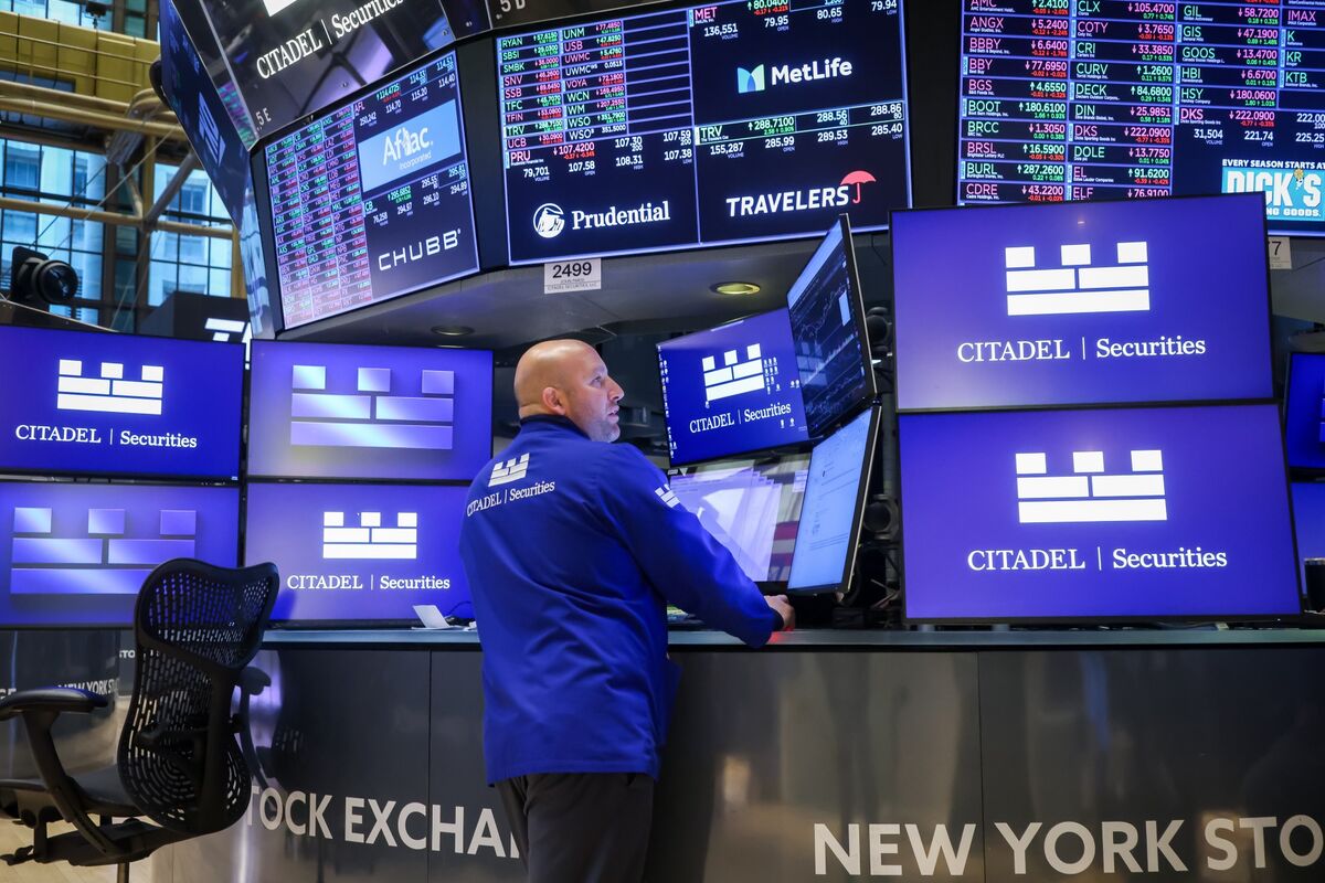 assets.bwbx.io image