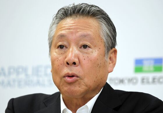 Japan Needs Billions Now to Stem Chip Decline, Top Advisor Warns