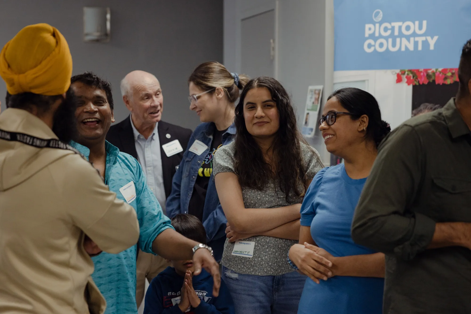 Community members welcome immigrants&nbsp;in New Glasgow, Nova Scotia, Canada.