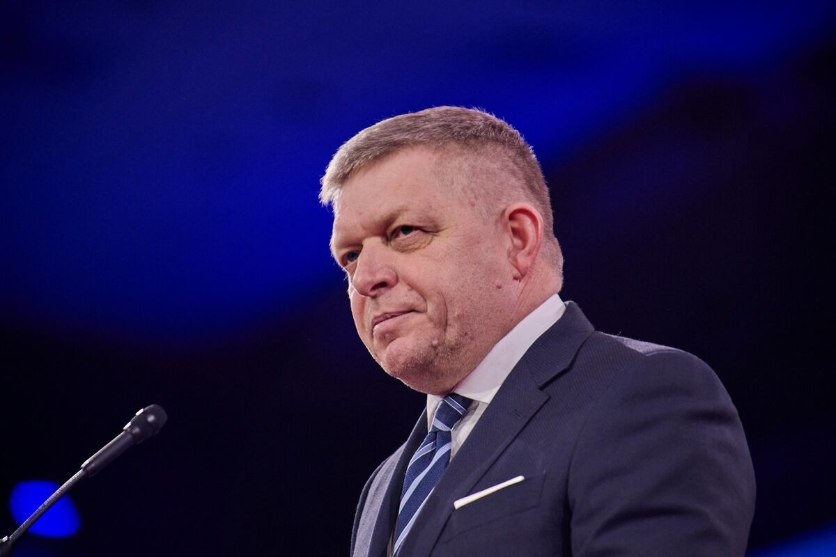 Fico Restores Parliamentary Majority in Slovakia Amid Political Turmoil