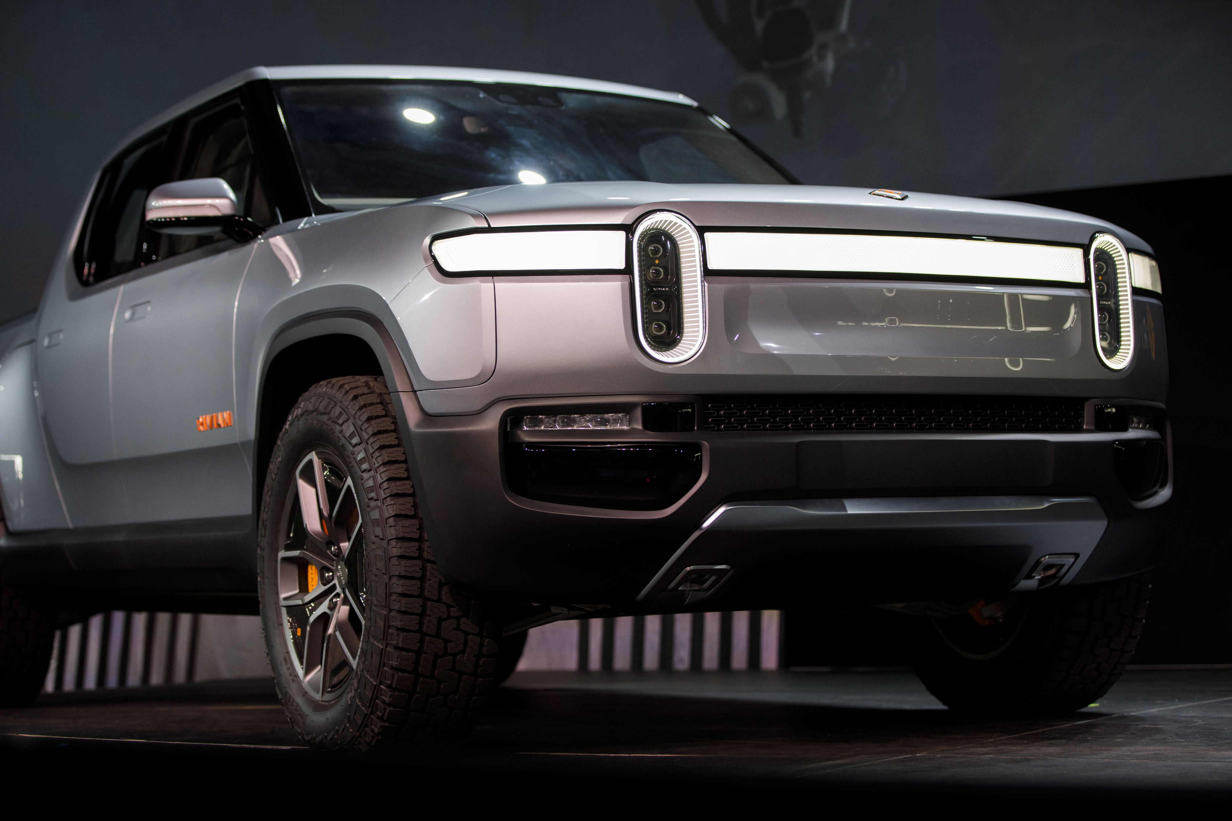 Rivian Challenges Tesla Tsla With Electric Suv And Pickup