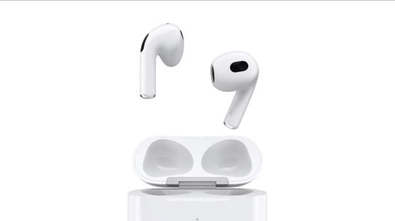 Apple Launches New AirPods and $4.99 Siri-Only Music Plan