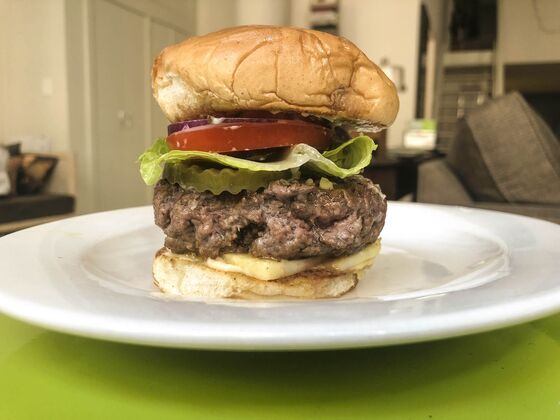 This Simple Sauce Is the Summer’s Best Burger Hack