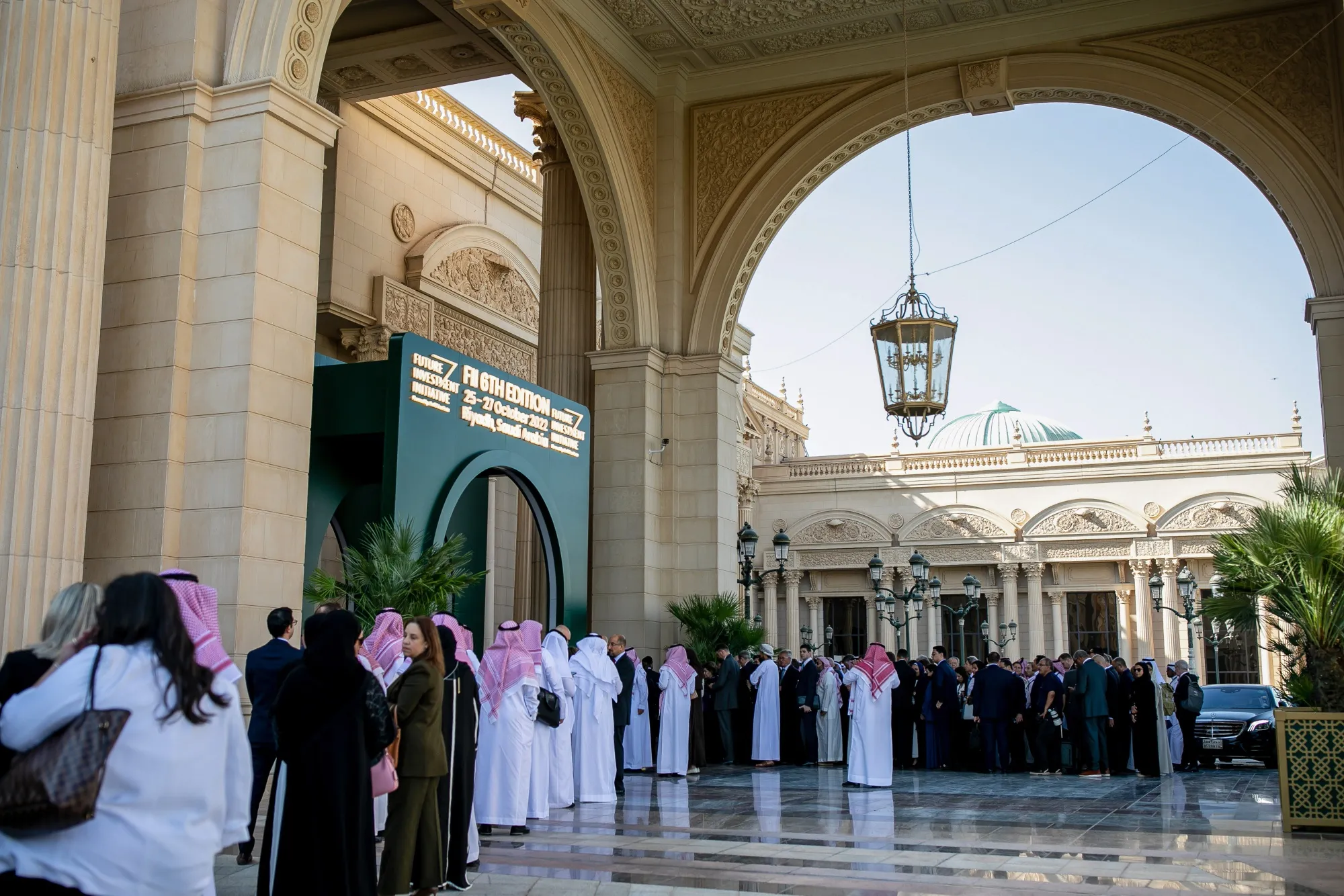 Rabbi Says He Was Barred Entry to Saudi Investment Summit - Bloomberg