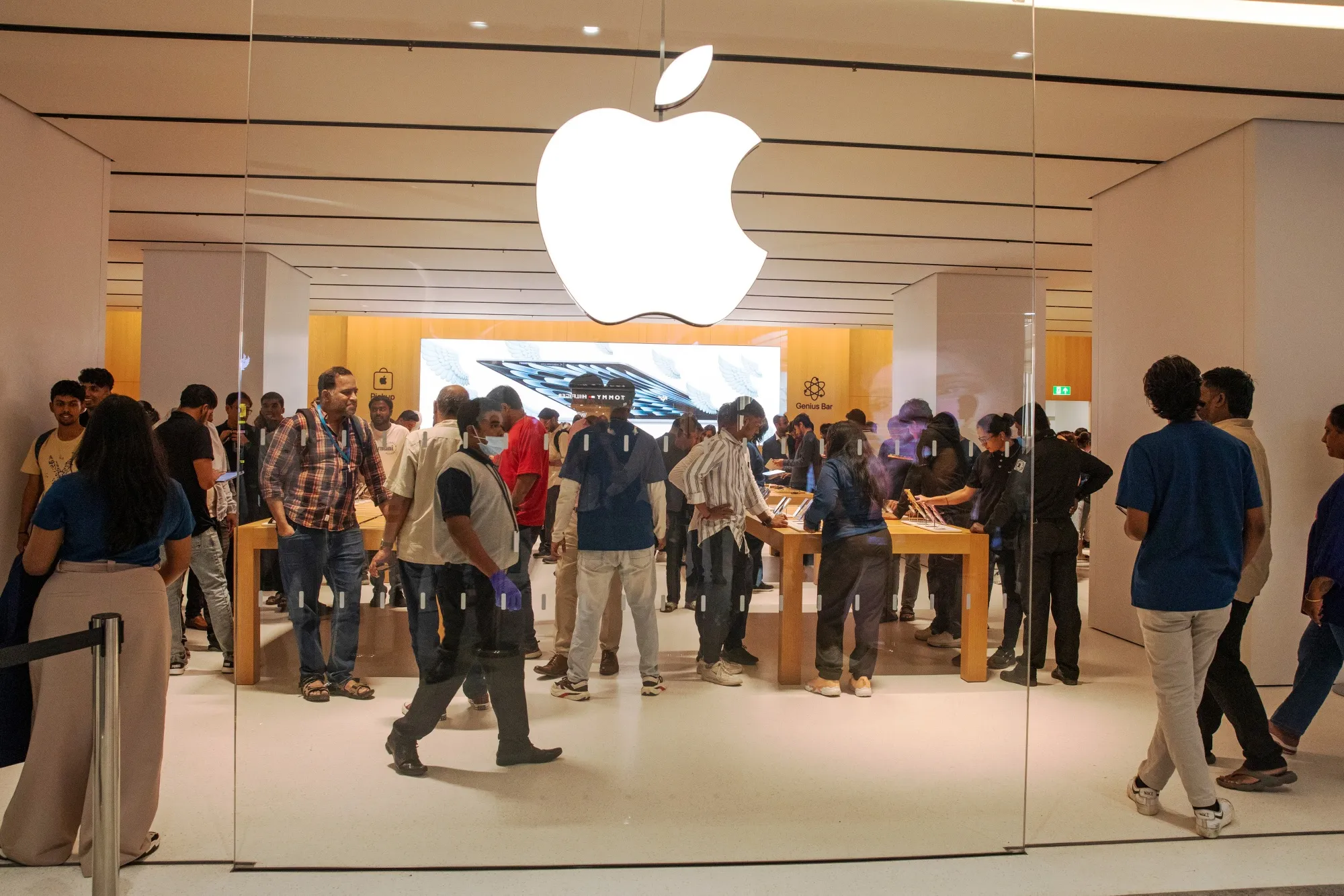 Apple Opens Third Apple Store in India