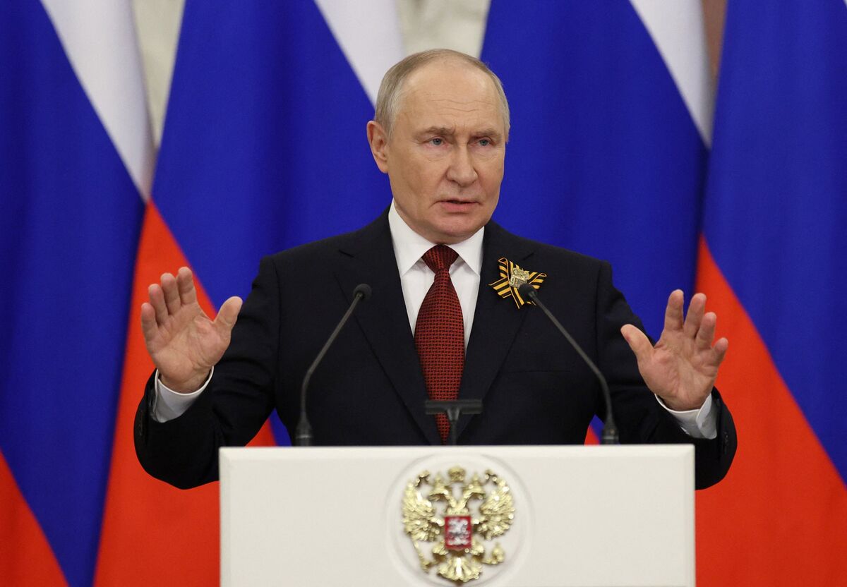 Putin Replaces Heads of Two Border Regions Targeted by Ukraine