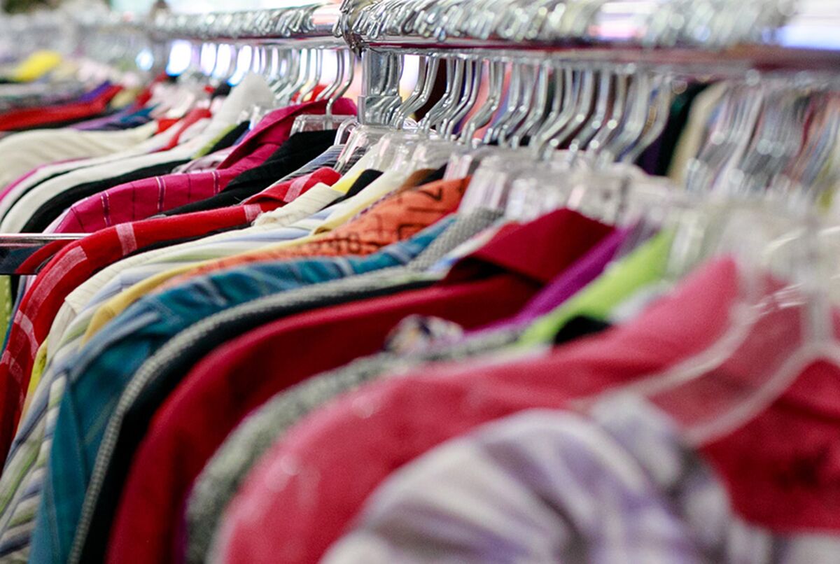 Millennial Money Kickstart Your Online Clothing Resale Gig Bloomberg