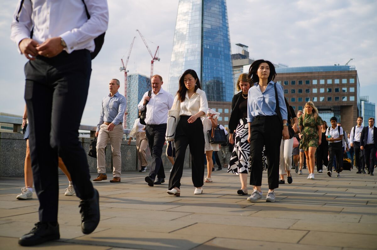 UK Jobs Market Slowdown Shows Signs of Easing Before Budget