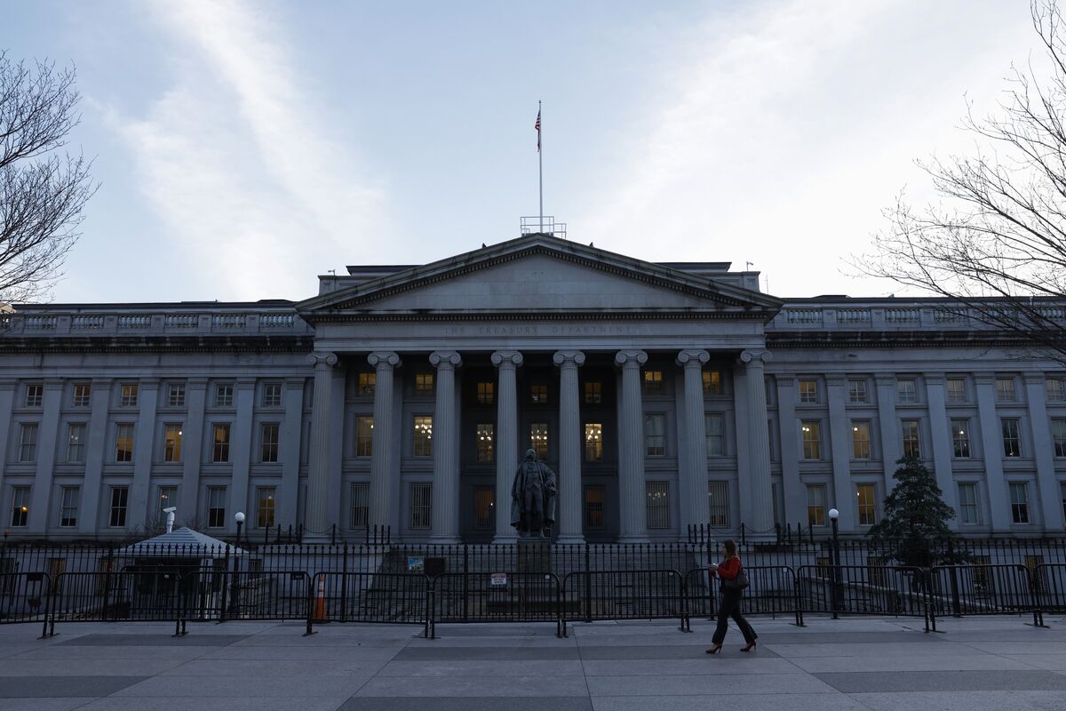 Treasury Cash Pile Hits New Low as Debt-Cap Wrangling Persists