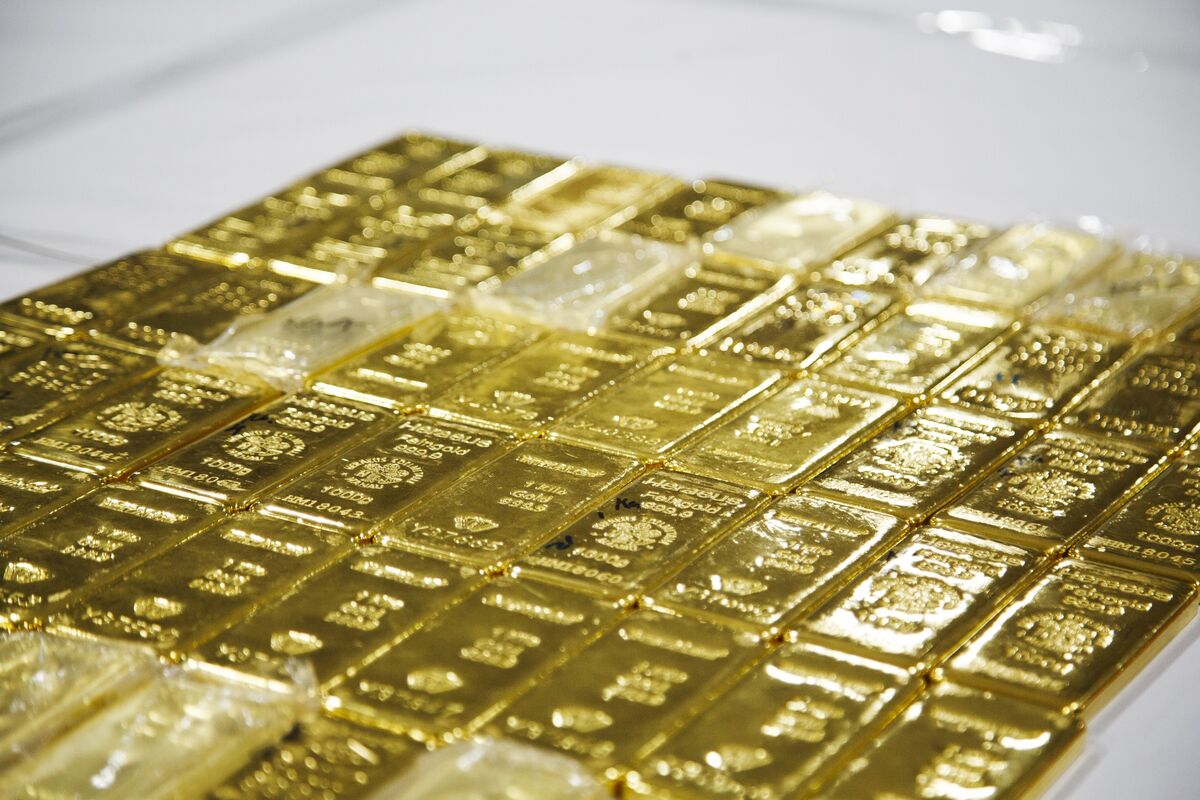 Gold Stocks Are Hotter Than Some AI Plays This Year