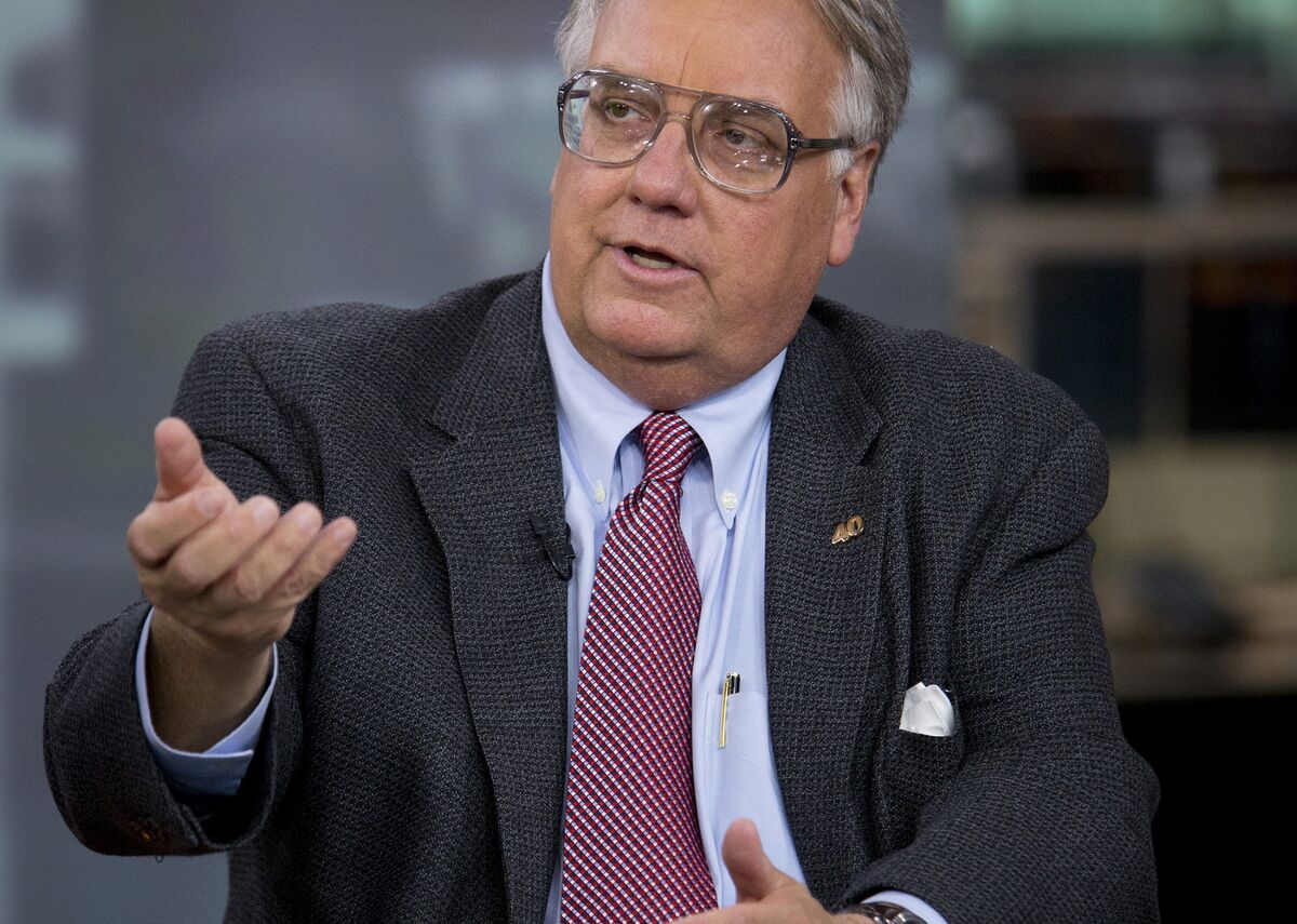 Howard Buffett to become Berkshire Hathaway chairman