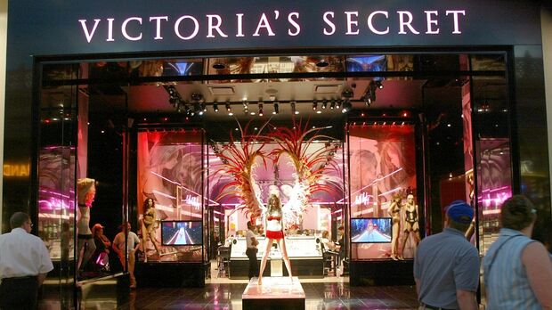 Victoria's Secret in deal to go private as Les Wexner steps down