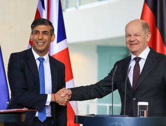 relates to Rishi Sunak, Olaf Scholz Find Common Cause to Support Each Other on Defense