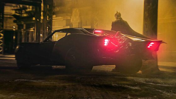 Warner Bros. Puts Filming of ‘the Batman’ on Hold for 2 Weeks