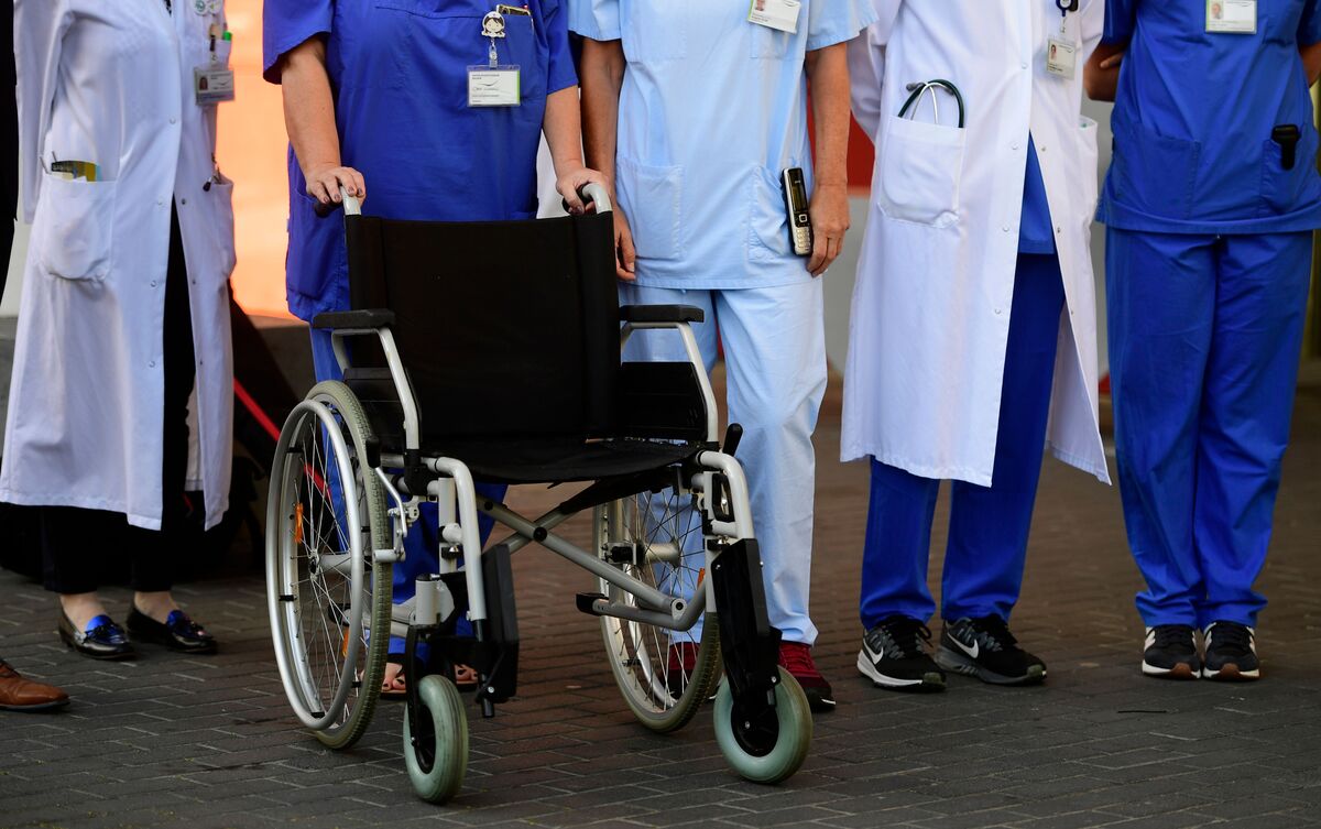 Disabled Doctors Make Less Money Than Peers - Bloomberg