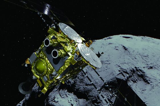 Japanese Probe Makes Asteroid Touchdown After 4-Year Space Chase