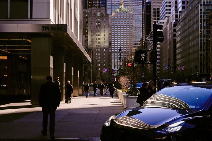 Private Credit Funds Cap Withdrawals As Exodus Grows