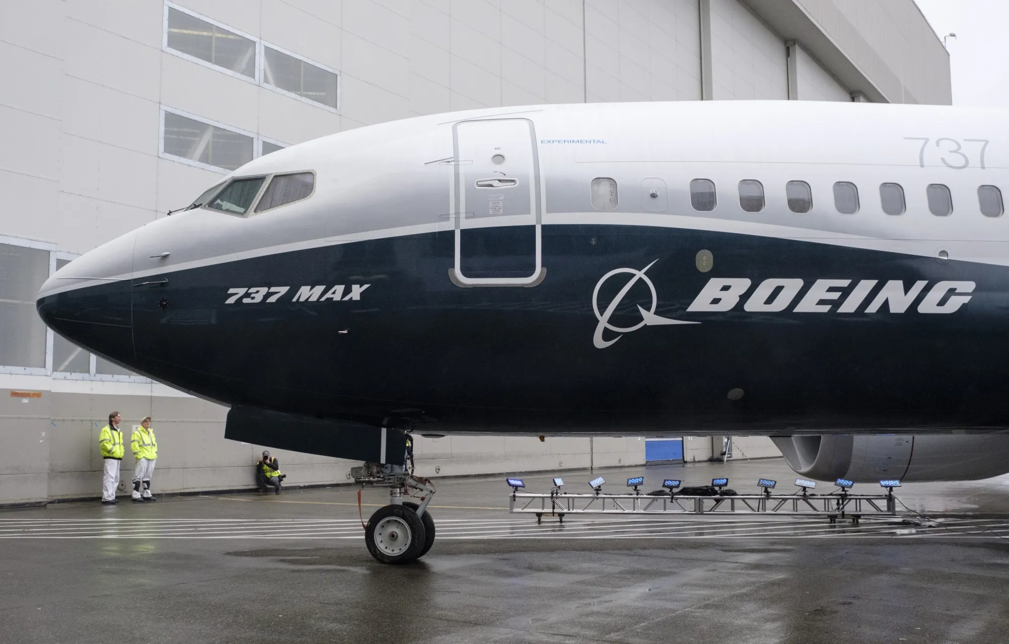 The first Boeing 737 MAX 7 aircraft sits on the tarmac at&nbsp;its Renton, Washington factory in 2018. Boeing is in talks to buy back the Spirit fuselage business it carved out in 2005. It’s just one example of ways in which aerospace manufacturers are reshuffling a malfunctioning supply chain.
&nbsp;