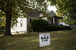 U.S. Pending Home Sales Rose in October by Most in Eight Months