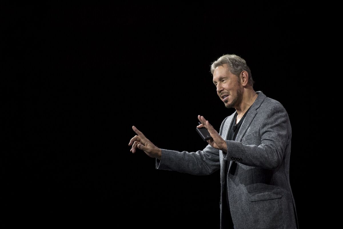 Oracle's (ORCL) Larry Ellison Gains Investor Backing to Stay as Board  Chairman - Bloomberg
