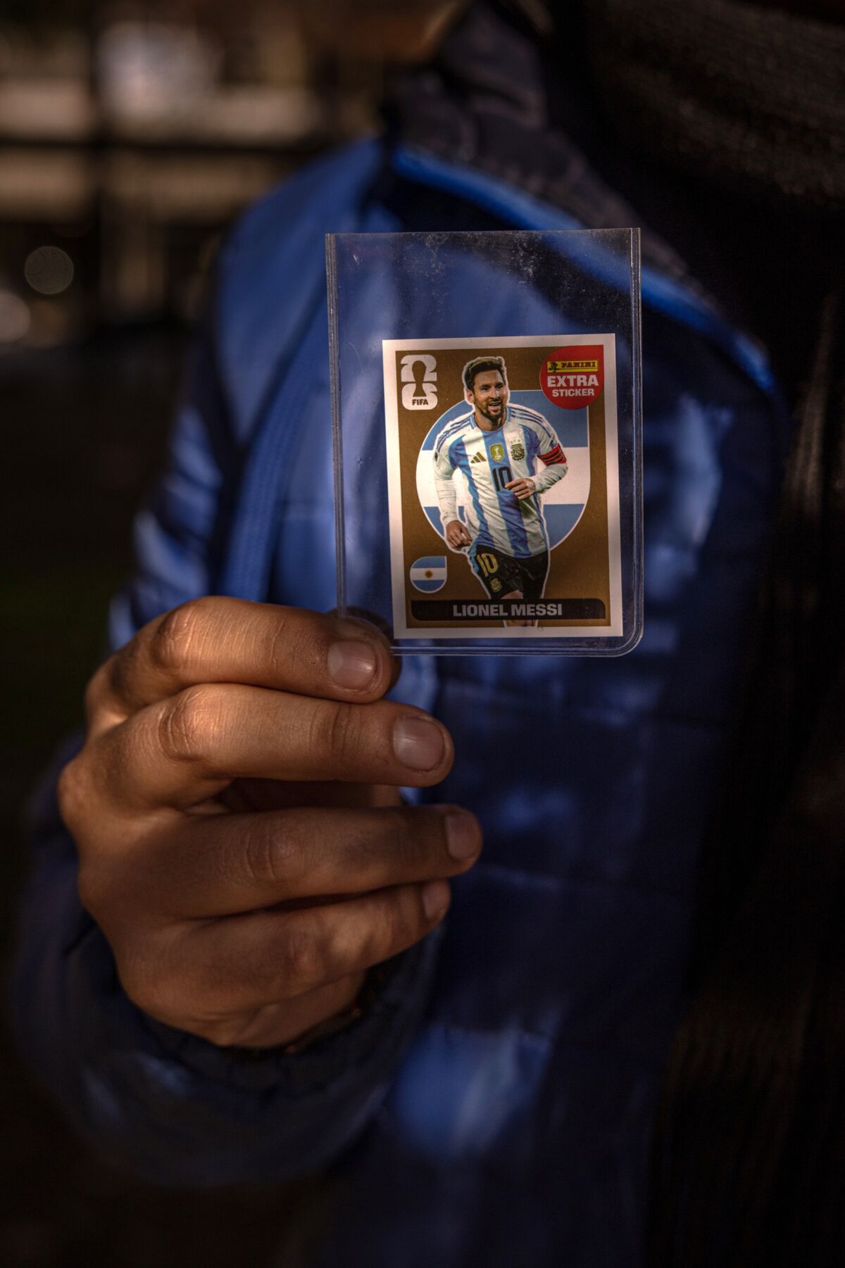 La fiebre por las figuritas de Messi alimenta un mercado negro en Argentina