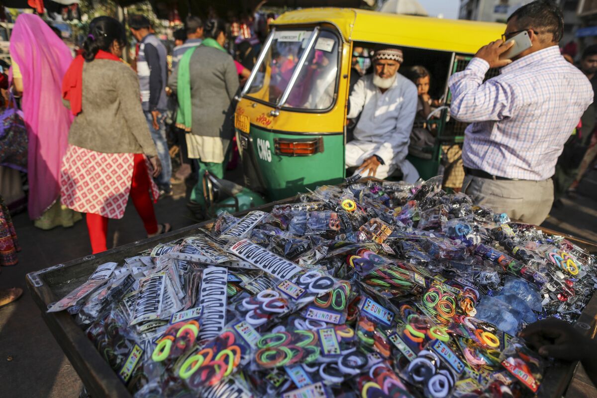 Will India Maintain Its Market Borrowing Target Despite Tax Cuts?