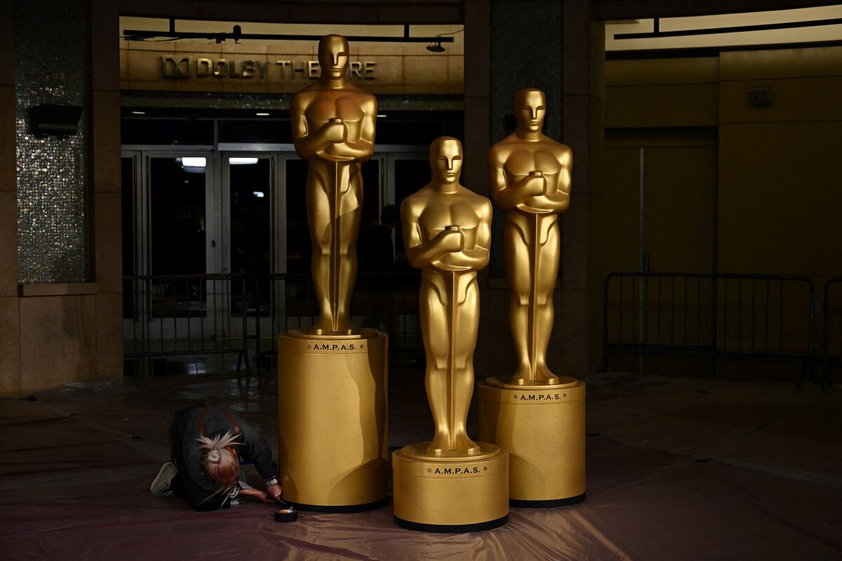bloomberg.com - Lucas Shaw - Fewer Movies Are Competing for More Oscars