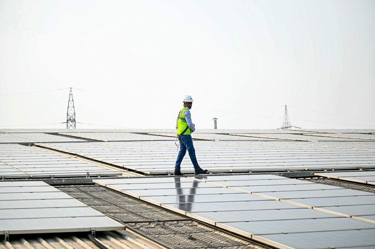 America Is Slipping Behind India’s Clean Power Boom