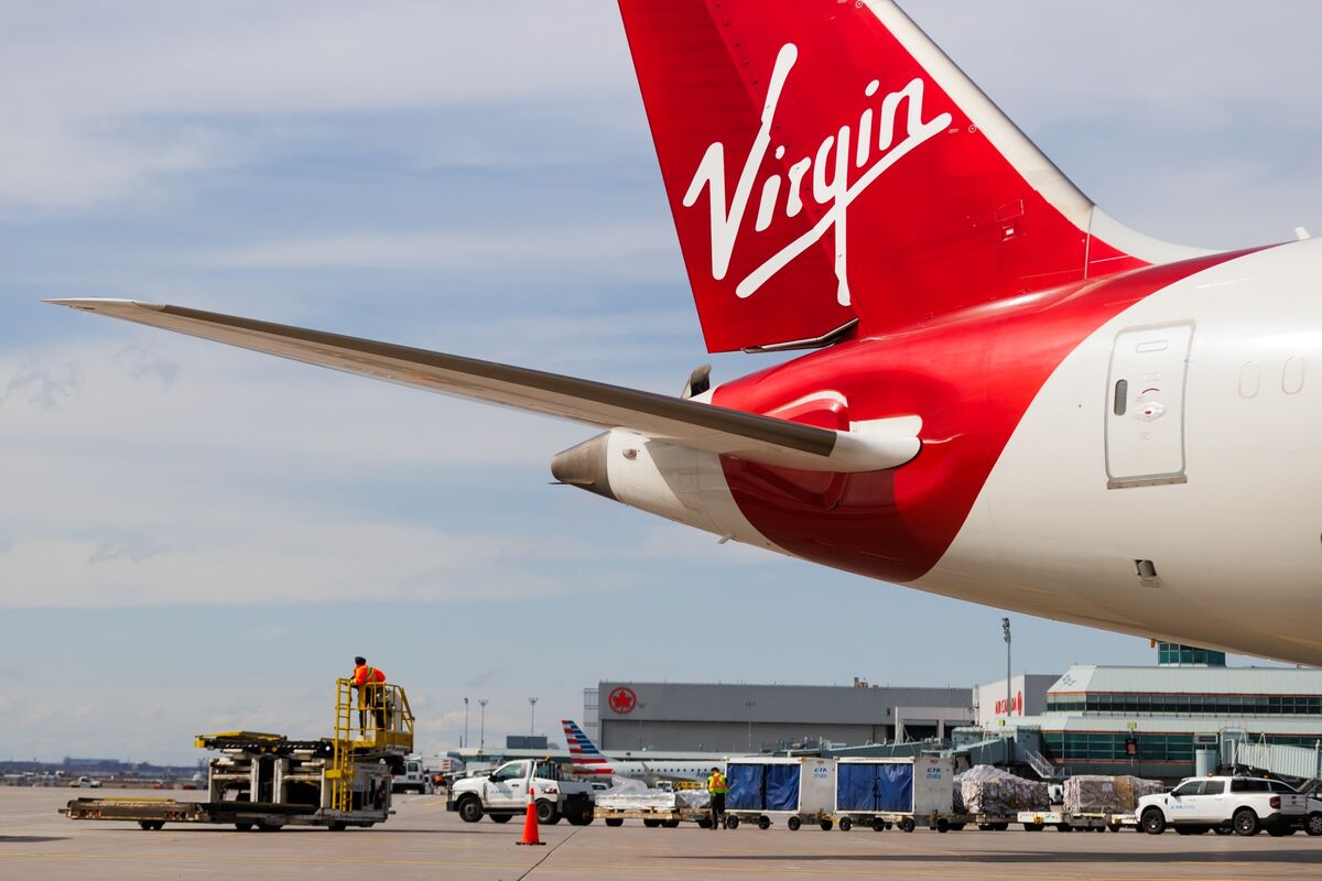 Virgin Atlantic in Talks With Starlink, Amazon for Wi-Fi Deal