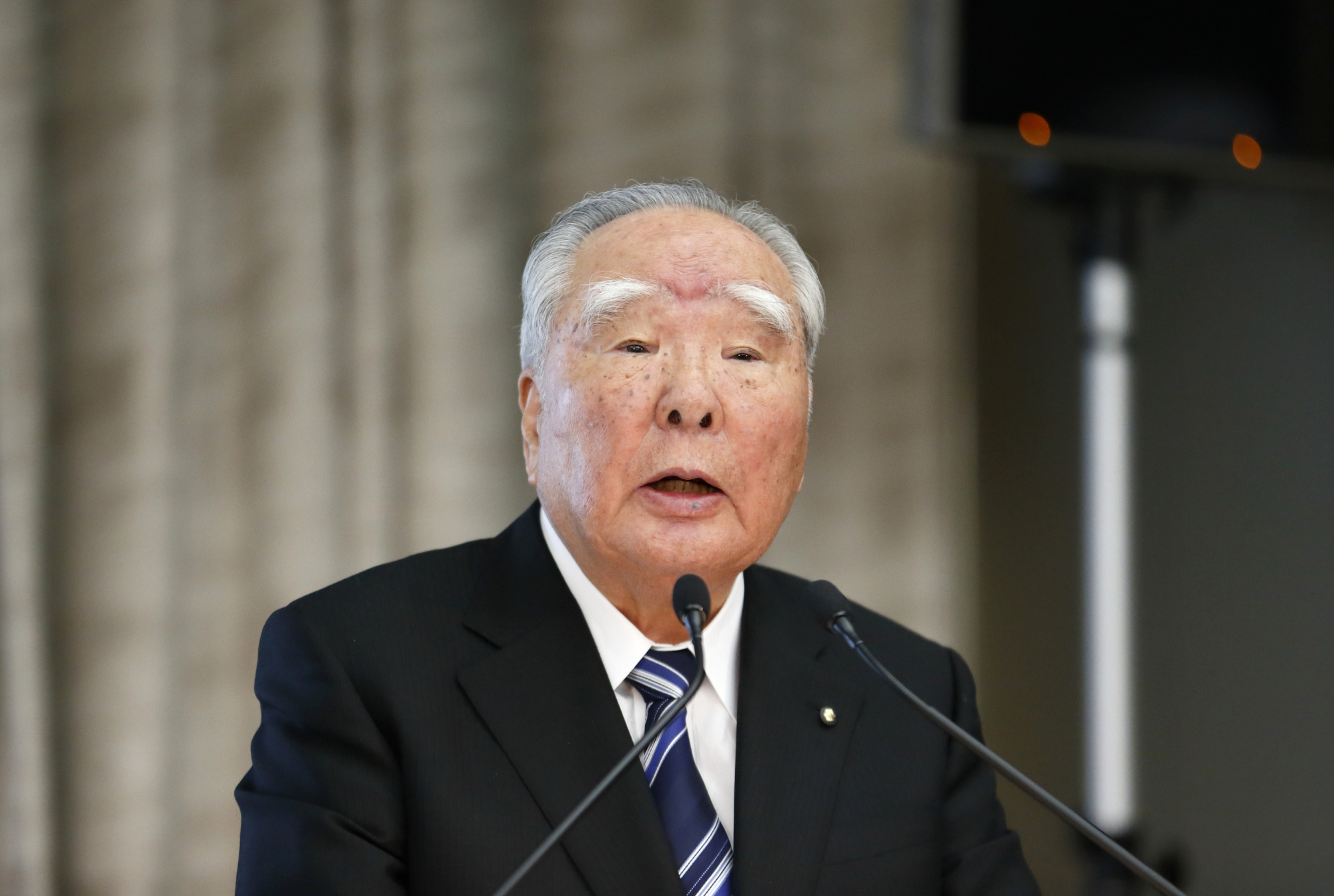 スズキの鈴木修会長退任、中長期的な会社の方向を見定め後進に道