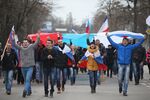 Pro-Russian Ukrainians on the march; they may not want Putin to come to their rescue. Photographer: Sean Gallup/Getty Images